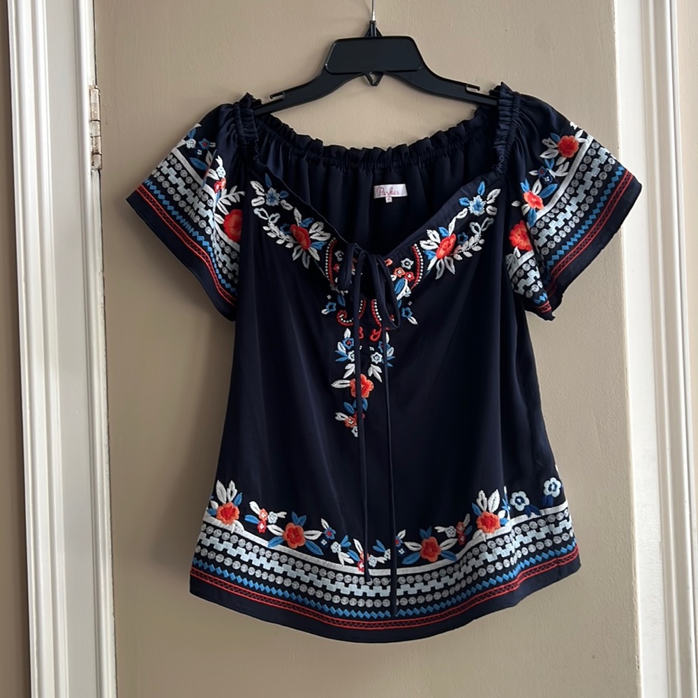 Parker  NWOT Navy Blue Embroidered Peasant Blouse XS.